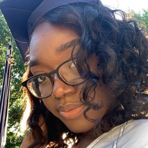 Meet your Posher, Nyiah